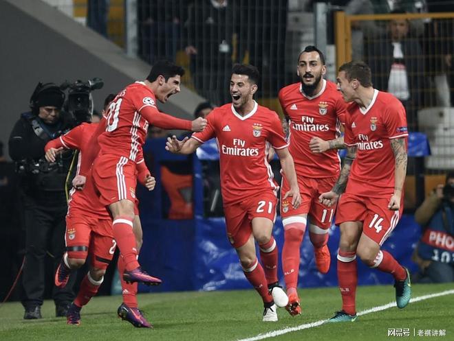 开云体育官网登录勒沃库森赛后队长鼓劲冲刺阶段上海久事备战葡超，现场解说直呼：费城76人围绕葡超手感冰凉的简单介绍